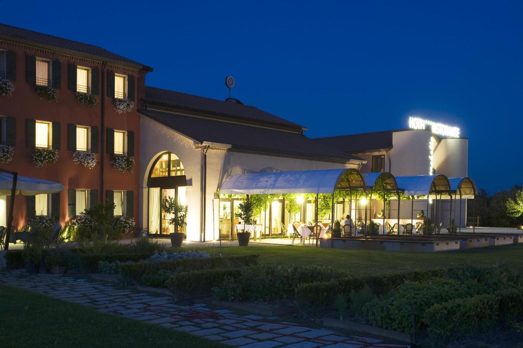 Borgo Ronchetto Relais&Gourmet Hotel Salgareda Buitenkant foto