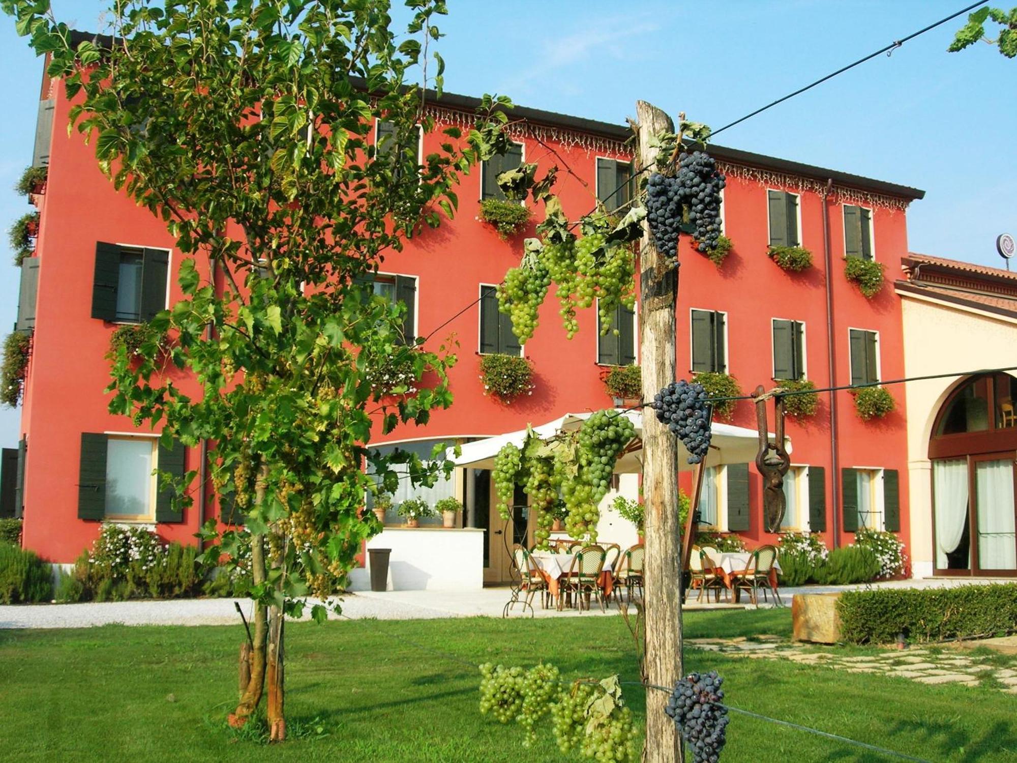 Borgo Ronchetto Relais&Gourmet Hotel Salgareda Buitenkant foto