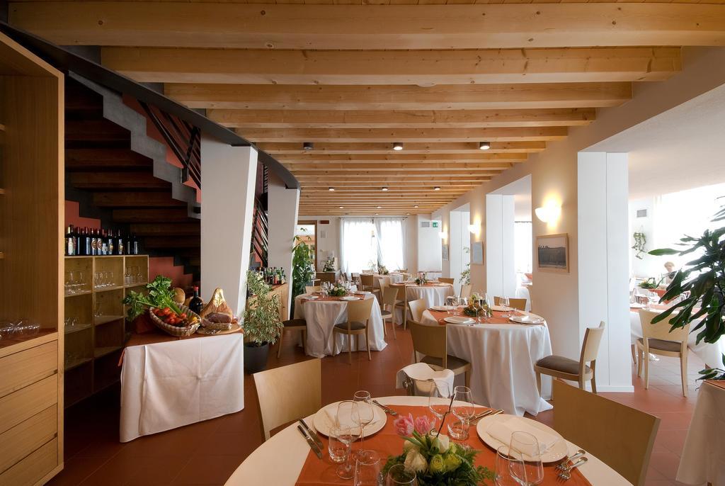 Borgo Ronchetto Relais&Gourmet Hotel Salgareda Buitenkant foto