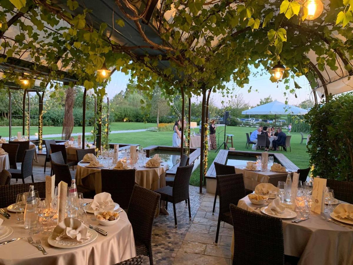 Borgo Ronchetto Relais&Gourmet Hotel Salgareda Buitenkant foto